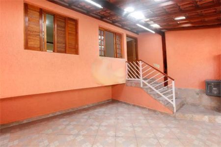 Casa à venda com 75m², 2 quartos e 2 vagas