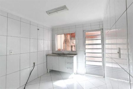 Casa à venda com 75m², 2 quartos e 2 vagas