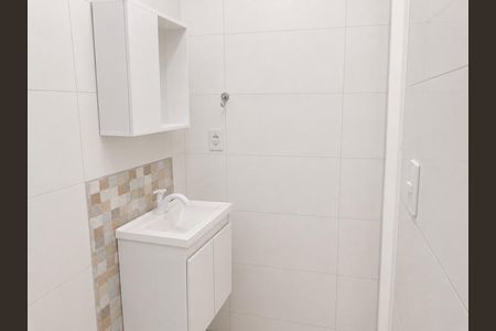 Banheiro de apartamento para alugar com 1 quarto, 44m² em Copacabana, Rio de Janeiro
