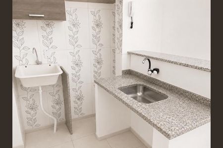 Cozinha de apartamento para alugar com 1 quarto, 44m² em Copacabana, Rio de Janeiro