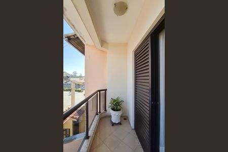Varanda Suíte de casa à venda com 3 quartos, 250m² em Jardim Palermo, São Bernardo do Campo