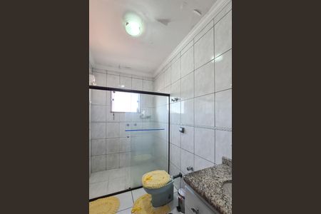 Casa à venda com 250m², 3 quartos e 4 vagas Casa à venda com 250m², 3 quartos e 4 vagasBanheiro Social