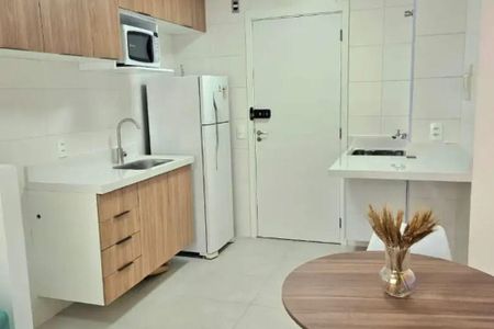 Apartamento à venda com 2 quartos, 35m² em Cambuci, São Paulo