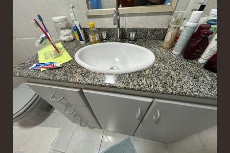 Apartamento à venda com 104m², 3 quartos e 1 vagaBanheiro da Suíte