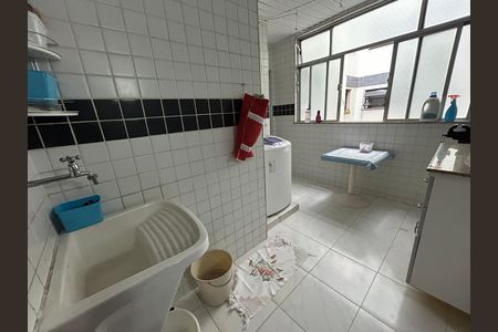 Apartamento à venda com 104m², 3 quartos e 1 vagaÁrea de Serviço