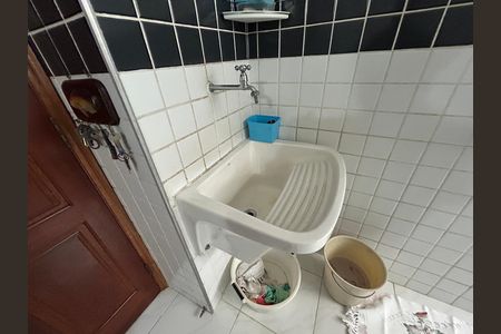 Apartamento à venda com 104m², 3 quartos e 1 vagaÁrea de Serviço