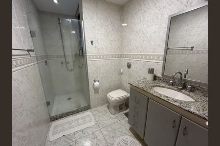 Apartamento à venda com 104m², 3 quartos e 1 vagaBanheiro Social