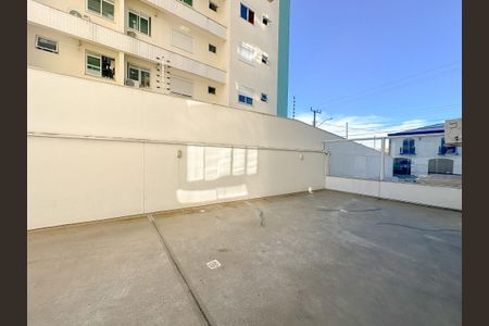 Apartamento para alugar com 68m², 2 quartos e 1 vagaÁrea comum