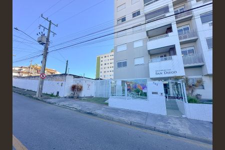 Apartamento para alugar com 68m², 2 quartos e 1 vagaVista da Rua