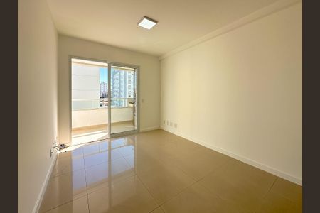 Apartamento para alugar com 68m², 2 quartos e 1 vagaSala 