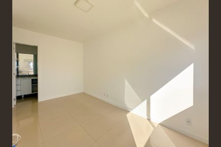 Apartamento para alugar com 68m², 2 quartos e 1 vagaSuíte 
