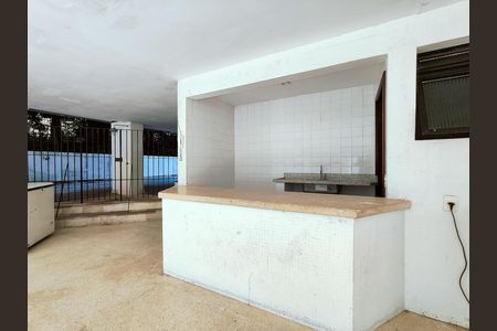 Apartamento à venda com 138m², 4 quartos e 2 vagas Apartamento à venda com 138m², 4 quartos e 2 vagasÁrea comum - Playground