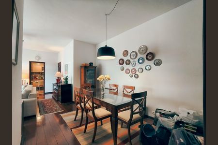Apartamento à venda com 138m², 4 quartos e 2 vagas Apartamento à venda com 138m², 4 quartos e 2 vagasSala