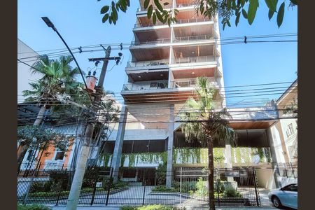 Apartamento à venda com 138m², 4 quartos e 2 vagas Apartamento à venda com 138m², 4 quartos e 2 vagasFachada e portaria
