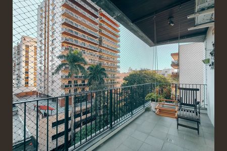 Apartamento à venda com 138m², 4 quartos e 2 vagas Apartamento à venda com 138m², 4 quartos e 2 vagasVaranda da Suíte