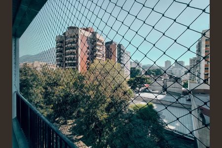 Apartamento à venda com 138m², 4 quartos e 2 vagas Apartamento à venda com 138m², 4 quartos e 2 vagasVista da Suíte