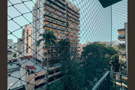 Apartamento à venda com 138m², 4 quartos e 2 vagas Apartamento à venda com 138m², 4 quartos e 2 vagasVista da Suíte