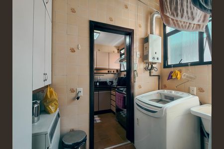 Apartamento à venda com 138m², 4 quartos e 2 vagas Apartamento à venda com 138m², 4 quartos e 2 vagasÁrea de Serviço