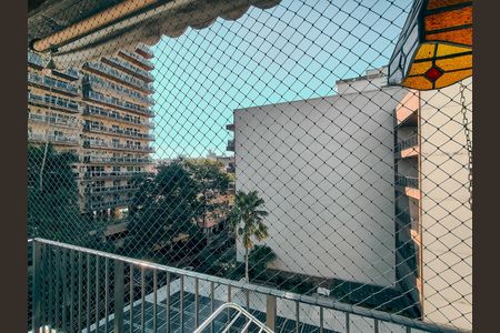 Apartamento à venda com 138m², 4 quartos e 2 vagas Apartamento à venda com 138m², 4 quartos e 2 vagasVista do Quarto 3