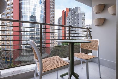 Apartamento para alugar com 45m², 1 quarto e 1 vaga Apartamento para alugar com 45m², 1 quarto e 1 vagaSala/Cozinha - Varanda