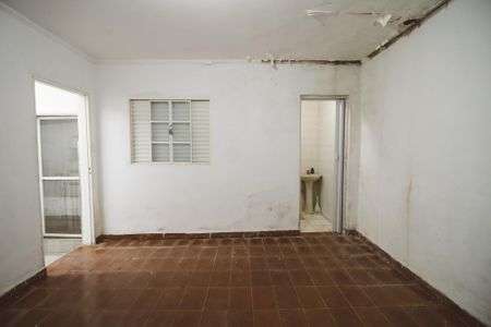 Casa para alugar com 155m², 2 quartos e 1 vaga Casa para alugar com 155m², 2 quartos e 1 vagaEdícula