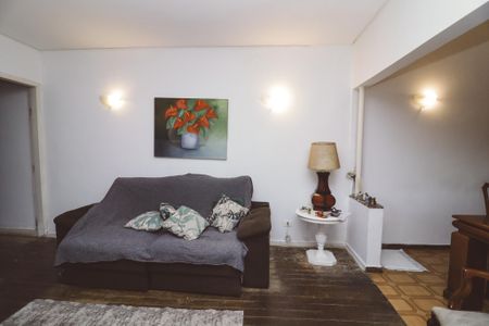 Casa para alugar com 155m², 2 quartos e 1 vaga Casa para alugar com 155m², 2 quartos e 1 vagaSala