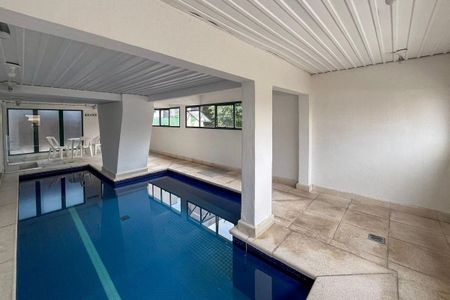 Apartamento à venda com 75m², 2 quartos e 2 vagasPiscina