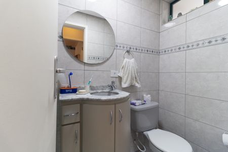 Apartamento à venda com 75m², 2 quartos e 2 vagasBanheiro Social 