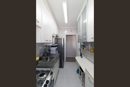 Apartamento à venda com 75m², 2 quartos e 2 vagasCozinha 