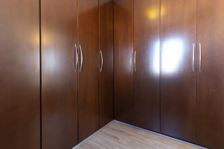 Apartamento à venda com 75m², 2 quartos e 2 vagasCloset da Suíte 