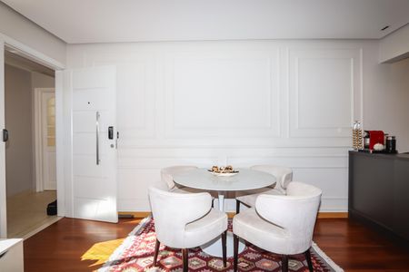 Apartamento à venda com 49m², 1 quarto e sem vaga Apartamento à venda com 49m², 1 quarto e sem vagaSala de Jantar