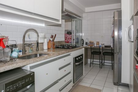 Apartamento à venda com 96m², 3 quartos e 2 vagas Apartamento à venda com 96m², 3 quartos e 2 vagasCozinha