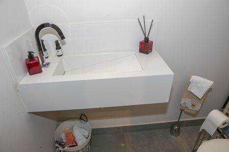 Apartamento à venda com 96m², 3 quartos e 2 vagas Apartamento à venda com 96m², 3 quartos e 2 vagasLavabo
