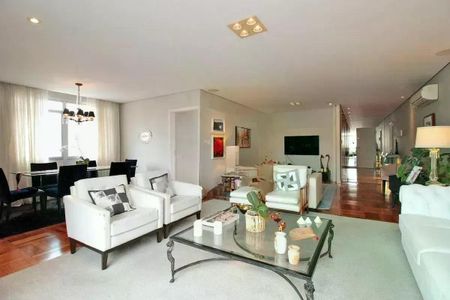 Apartamento à venda com 3 quartos, 210m² em Santa Cecilia, São Paulo