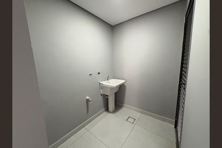 Casa à venda com 232m², 4 quartos e 6 vagas
