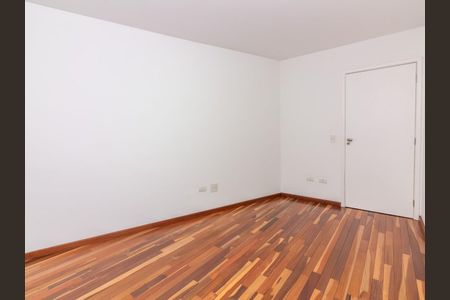 Casa para alugar com 3 quartos, 144m² em Jardim Analia Franco, São Paulo