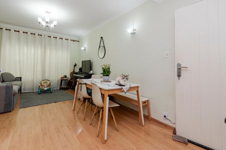 Sala de casa à venda com 2 quartos, 113m² em Jardim Aeroporto, São Paulo