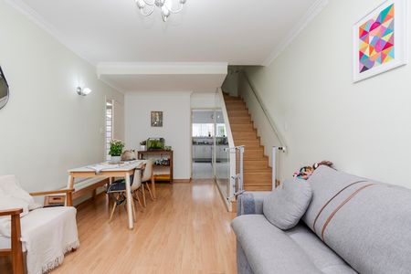 Sala de casa à venda com 2 quartos, 113m² em Jardim Aeroporto, São Paulo