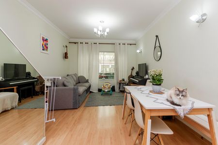Sala de casa à venda com 2 quartos, 113m² em Jardim Aeroporto, São Paulo