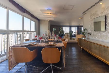 Apartamento à venda com 565m², 4 quartos e 9 vagas