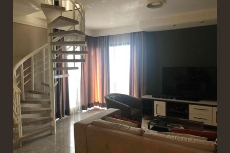 Apartamento à venda com 206m², 3 quartos e 6 vagas