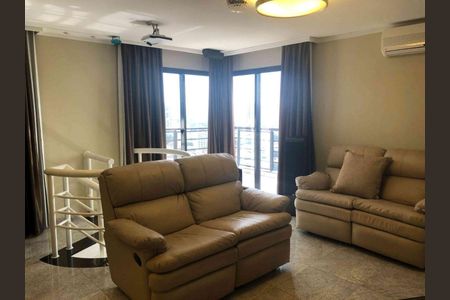 Apartamento à venda com 206m², 3 quartos e 6 vagas