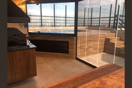 Apartamento à venda com 206m², 3 quartos e 6 vagas