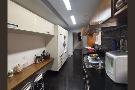 Apartamento à venda com 133m², 3 quartos e 2 vagas