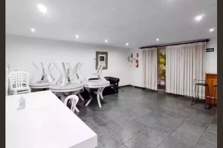 Apartamento à venda com 60m², 2 quartos e 1 vaga