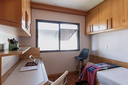 Apartamento à venda com 246m², 4 quartos e 4 vagas