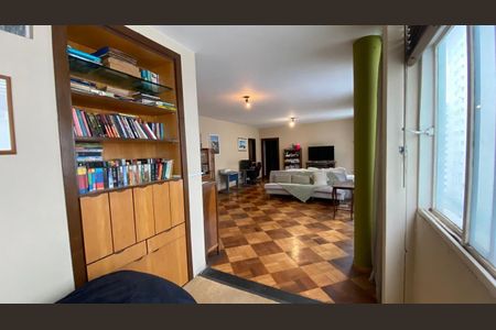 Apartamento à venda com 178m², 3 quartos e 1 vaga