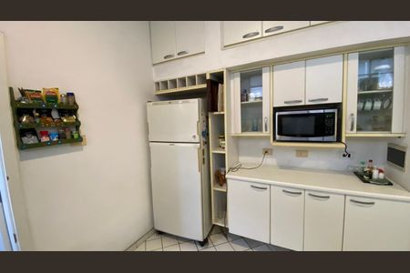 Apartamento à venda com 178m², 3 quartos e 1 vaga