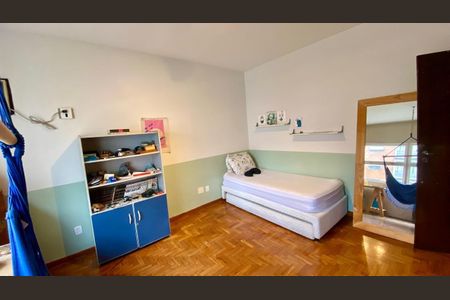 Apartamento à venda com 178m², 3 quartos e 1 vaga