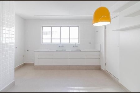 Apartamento para alugar com 4 quartos, 250m² em Jardim Paulista, São Paulo